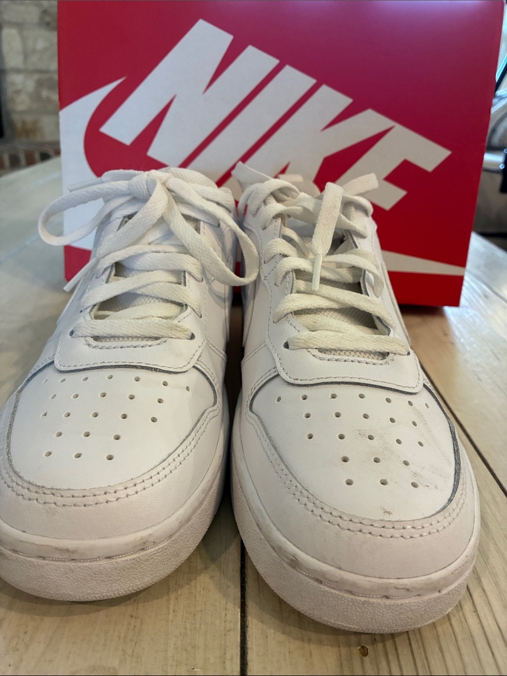Nike Court White Low-Top Leather Sneakers - Picture 3 of 7